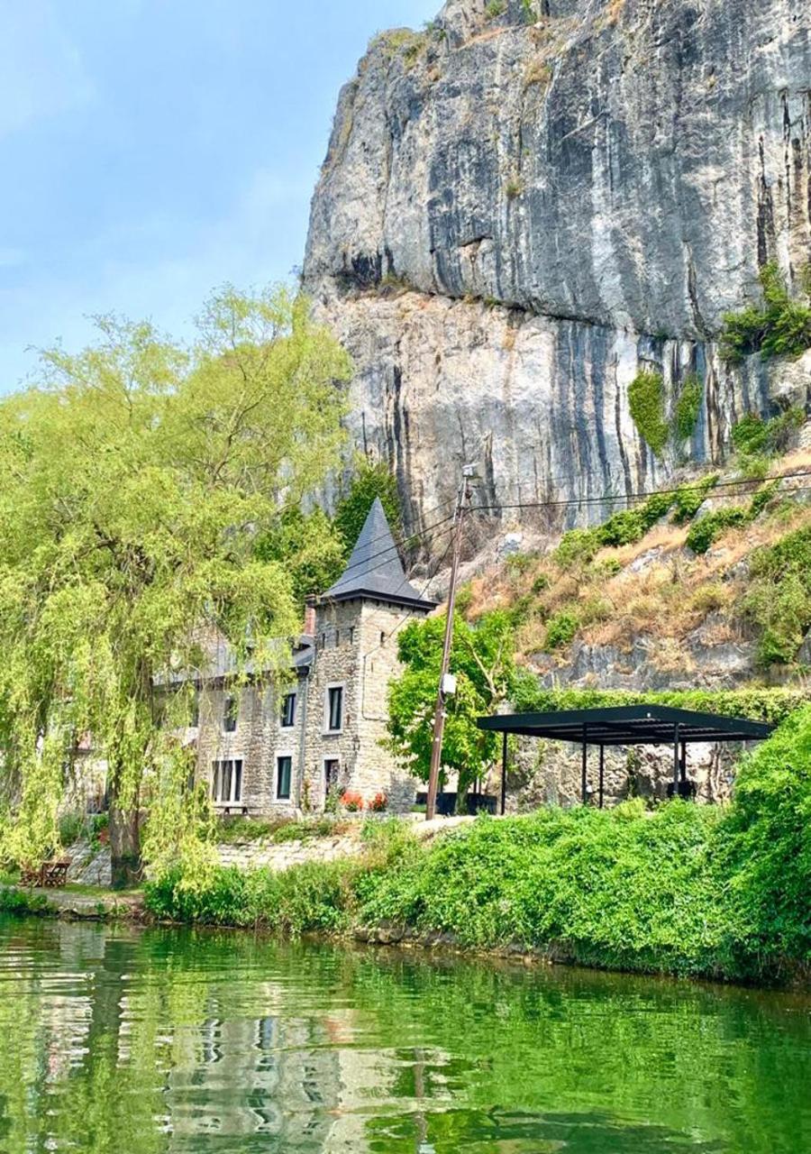 Вилла Pieds Dans L'Eau Private Wellness Bordure De Meuse Люстен Экстерьер фото